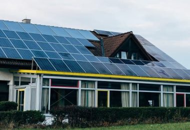 Cele Mai Bune Panouri Fotovoltaice
