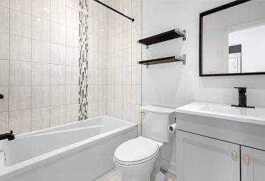 Idei amenajare baie mica: Ghid complet