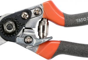 Foarfeca pentru pomi YATO, 220mm